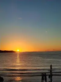 晨起感恩

每天早晨，我們都要感恩自己依然活著，擁有一個美好的新的一天！

無論遇到什么困難和挫折，心懷感恩之心，將會給你帶來幸福的力量。只要我們對生活心存感激，欣賞眼前的每一刻，幸福之門就會為我們敞開！早安！??配圖
