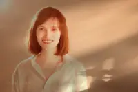 個(gè)人成長篇

個(gè)人成長是一個(gè)復(fù)雜的過程，包括多個(gè)方面。以下是一些常見的方面：
? 身體：保持良好的身體狀態(tài)和發(fā)育水平，是個(gè)人成長的基礎(chǔ)。
? 技能：掌握專業(yè)技能和知識，有助于提高個(gè)人競爭力。
? 閱歷：豐富的閱歷可以拓寬視野，增長見識，是一筆寶貴的財(cái)富。
? 境界：即三觀，正確的三觀可以引導(dǎo)人積極向上，擁有更好的未來。
? 認(rèn)知與辨識：對事物有自己獨(dú)到的見解，明辨是非，擁有長遠(yuǎn)的眼光。
? 時(shí)間推移與磨練：時(shí)間可以帶來經(jīng)驗(yàn)和閱歷的積累，使個(gè)人更加成熟。
每個(gè)人的成長經(jīng)歷都是獨(dú)特的，個(gè)人成長的方面也可能因人而異。在成長過程中，需要綜合考慮各方面的因素，制定適合自己的計(jì)劃，并付諸實(shí)踐！配圖