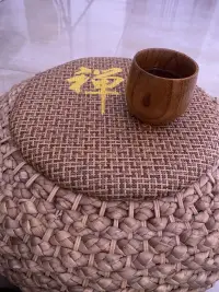 內觀禪修不僅是一種修行方式，更是一種生活態度，通過持續的練習，我們可以更深刻地理解生命的本質，達到心靈的平靜與智慧！早上好！喜歡禪修的可咨詢肖老師！配圖