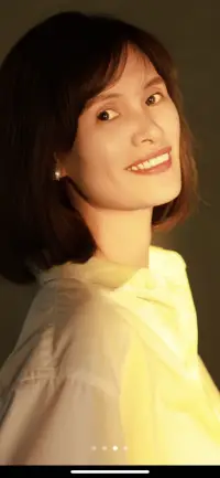 愛(ài)情是雙向奔赴，我喜歡的人不喜歡我，是再正常不過(guò)了，我們要接受自己喜歡的人不喜歡自己，允許別人愛(ài)別人。


但倘若我喜歡的人恰好也喜歡我，那是前世修來(lái)的福氣，因?yàn)橄嘤霰旧砭碗y能可貴，若還能夠相互喜歡就是上簽，彼此深愛(ài)就是上上簽。
有這樣的緣分，就是最好的回報(bào)，應(yīng)當(dāng)珍惜。

戀愛(ài)婚姻情感職場(chǎng)心理問(wèn)題可以咨詢肖老師。配圖