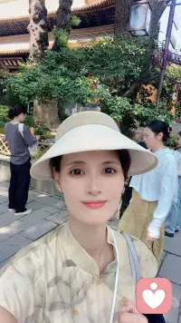文字里的積極暗示能量就會融進你的生命里，

磁場會越來越好！

吸引的美好事物也會越來越多！配圖