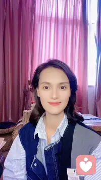 親愛的朋友，真正困住你的不是困難本身，而是臆想中對(duì)自己一遍遍的負(fù)面暗示！

很多人面對(duì)迷茫的未來有種恐懼感，總覺得未知的未來有很多想不到的困難，但你還沒有往前走，怎么知道前方有困難呢？其實(shí)，即使有困難，難住我們的也不是困難本身，而是自己內(nèi)心制造的負(fù)面暗示，讓自己陷入焦慮中。

回首過去，我們已經(jīng)打敗了無數(shù)的困難，現(xiàn)在想想那些困難又算什么？

一個(gè)人只有敢于面對(duì)恐懼，才能真正將它從內(nèi)心驅(qū)逐出去。配圖