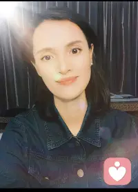 女方挽救復(fù)合真的很卑微嗎:不卑微,為愛勇敢

　　大多數(shù)人或許不知，所有愛情都會經(jīng)歷三個階段：吸引階段、價值階段、角色互補(bǔ)階段。而大部分感情問題都出現(xiàn)在價值階段，這時會有誤解、沖突，繼而吵架、冷戰(zhàn)、權(quán)利爭奪、出軌、分手、離婚等。

所以，這個世界上沒有絕對完美合適的人，感情需要磨合，幸福要靠經(jīng)營！

還有感情但出現(xiàn)一些沖動分手的挽回性還是有的！歡迎關(guān)注肖老師。配圖