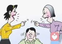 婆媳矛盾咨詢

婆媳如果沒有更好的相處之道，建議分開

年輕人和老年人之間畢竟存在很大的代溝，無論在生活習慣生活方式上都有一些分歧。

如果能夠很好融洽的相處，沒有過多的婆媳矛盾，或者為了生活的方便，前提是兩個人能融洽的相處，如果實在沒有辦法融洽的相處，搞得雙方都很為難，自己的男人很為難，那么我建議最好的辦法就是分開！


其實分開生活沒有什么不好，如果有時間經常回去看看，帶上孩子，而且還能有一種親切感，最主要的是能避免產生很多不必要的問題！配圖