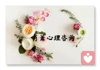 一个人真正需要的东西其实不多，很多穿衣服穿的是面子，衣服不好就是没面子，很多人吃饭吃的是欲望，是虚荣。

内在越是丰富，外在的需求就会越简单。

相反，内心越是贫瘠，越喜欢用外在的东西来装饰自己。配图