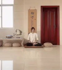 人生就是道場，活著就是修行，人生內心就是信仰，靈魂就是你的圖騰。

世事多變，唯有從心出發，向心而行，才能在漫長的歲月里 不糾結、不驚慌、不迷茫。

人生就是一場修行，而修行貴在修心，越是艱難處，越是修心時。

真正的修行是修心，是修正自己，修如何做人，如何做事，慈悲眾生，才是修行的真諦。配圖