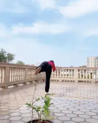 容易焦慮不安的人都是無法恰當地表達自己的情緒，將內心的感受壓抑在心里，也會導致不開心。

例如，在工作中受到不公平對待時，由于害怕沖突或擔心他人的看法，不敢表達自己的不滿和憤怒，這種壓抑的情緒會逐漸積累，對心理造成負擔。配圖