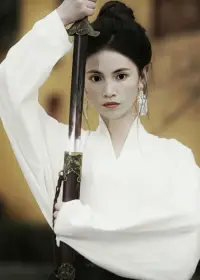 一段和谐的婚姻是性和谐+激情+相处舒服构成的，而婚姻破裂就绝不是单方面导致的，很有可能是多方面出现了问题。

而离婚本身就已经说明了一个问题，自身的吸引力和价值已经不足以吸引对方了！❤️肖老师配图