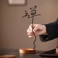 当了妈以后，一定要学会放过自己。


家里乱一点没关系，没人会指责你。

偶尔不想做饭．就点个外卖，或者下
个馆子，也毒不死人。

孩子如果生病了，你也千万别自责，
人吃五谷杂粮，哪有不生病的。

你不愿意上班，就自己做决定，
不要老是把所有压力
都扛在自己心里。

你当了妈妈，并不等于当了超人，
你没有三头六臂，也没必要事事追求完美。

孩子需要的是一个快乐的妈妈

轻松的妈妈健康的妈妈，这是给孩子最好的营养和礼物。

同时我也想说，你不是只为孩子才成为这样的人，你自己也值得做一个快乐、自由自在的女人。配图