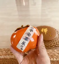 我想很多人在前进的道路上压根没考虑过这个问题。
从小到大，我们被教导要听话，要做好学生，要顺应他人，从来没人坚定的告诉我们：

怎样与这个世界相处，怎么练就一身的勇气。

然而人类的烦恼与痛苦的始作俑者，是“胆小”。配图