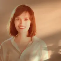 NPD型人格的人是無法改變的，這種性格是最恐怖，是一種人格癌癥，毒性極大，并且無法改變，越是知性講道理越受傷害！

對付他最好的辦法:如果無法遠離，應該無視加沉默使NPD無從下手，對抗會使NPD能量成倍增長！配圖