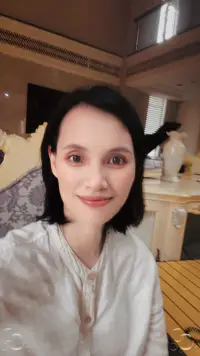 人际关系

不随意激发人性的恶，不是说就是个软柿子，任人拿捏。

而是，对人性有容错率。

对事不对人，抓大放小，说底层逻辑，事件本身，少宣泄无用情绪，记得把握住根本利益。配图