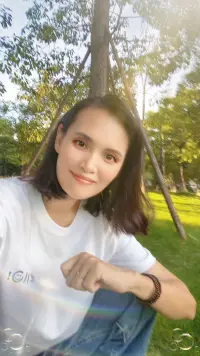 當你用感情或者道德審視人際關系的時候，你一定會被傷害得千瘡百孔，傷痕累累。

當你用利益來審視人際關系的時候，別人的一切表現都會有一個合理的解釋，你也會徹底釋懷！??肖老師配圖