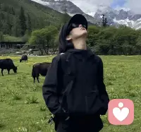 ??婚姻是平等的，不是乞討來的。

如果他提離婚是因為你偶爾疏忽，那可以溝通調整；

但如果他是因為越匭、長期冷暴力，卻把責任推給你！

那你一定要清醒：這樣的人，就算留住了，也會再次傷害你！配圖