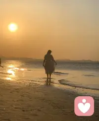 ??不依不饒，就會畫地為牢。

困住的不是別人，就是自己。人生本來就是一場孤獨的旅行，早點醒悟，活的通透！配圖