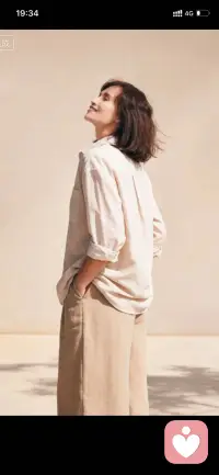 咨询师的每个看见都是经由自己看见对方～

只有自己穿越了黑暗解决了自己的问题，才可能真正的无痕的看见对方～

真正的看见是一切咨询的基础～配图