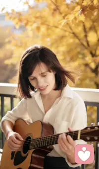 焦虑的时代，人一定要有一些跟赚钱无关的兴趣爱好。它不带来名利，不解决KPI，却能在你被生活压得喘不过气时，给你一块喘息的角落。

画画、写字、养花、听歌、散步、发呆……这些看似“无用”的事，恰恰是心灵的避难所。它们让你从功利的节奏里抽离，重新感受时间、感受自己，找回被焦虑偷走的温柔与平静。

人这一生，不只是为了赶路和谋生，更要为自己留一片不被世俗绑架的小天地。

心里有光，日子才不慌。配图