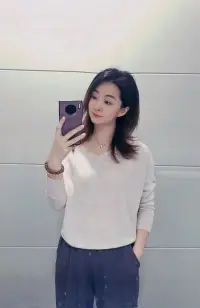 都在假裝開心呢，你把你的孤單藏好…配圖