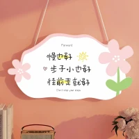 什么是松弛感？
就是你內心能容納很多種狀態和結果，不擰巴，不內耗，不做作，不爭不搶，不卑不亢，也不用力過猛。

簡單來說，就是只做好想做和該做的事，對結果沒什么執念，內心清澈，平靜，松弛，不是懶散享樂，不是躺平擺爛，不是什么都不在乎，而是盡力之后對結果的隨遇而安，是無所畏懼，活出自在心安，是堅持自己的本心。配圖