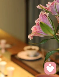 早安～✨

晨起有光，心中有暖，愿你在新的一天里

被温柔以待，也能温柔待己，平安喜乐，万事顺意。配图