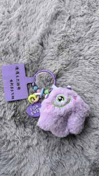 每日一暖：
如果你允許，世間所有的美好都將歸于你
如果你愿意，再大的風雨也終將會過去
我相信，每個人都值得更好的
每個人都擁有幸福的權利
每個人也都擁有獲得幸福的權利
如果你也相信，也恰好需要幫助
那么我感到萬分榮幸～配圖