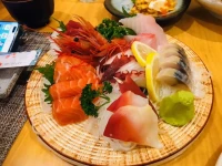 ??????

拒絕，是你的功課；
如何面對拒絕，是對方的功課
如果讓自己不舒服的事情都遷就的去做，
我們會產生很大的內耗，適當的拒絕能讓我們守住心理界限 ，讓自己過得更加快樂；配圖