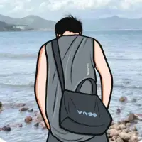 我爱的人已经爱过我了，
至于他以后爱谁，我都祝他幸福.配图