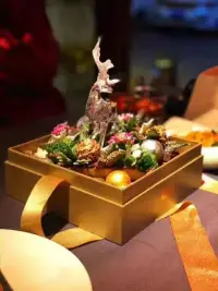 花花蛋糕 生活是甜蜜的配圖