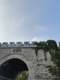 內心放不下是自己的遺憾，如同一個沒有做完的填空題。配圖