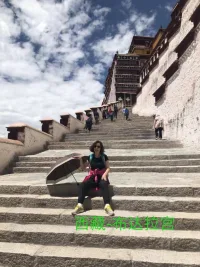難熬的日子里，默默努力，不放棄的決心，會成為落在肩膀上的星辰！配圖