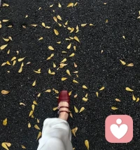 人生最好的底气，
从来都是自己给的，相信相信的力量！
真正的相信，从来不是盲目乐观的自我安慰，
而是看清生活的狼狈与不确定后，
依然愿意笃定前行、踏实行动的底气。
承认自己的平凡，但不接受自己的平庸；
接纳暂时的失意，但不放弃长久的成长。
​愿我们，都能守住心底的信念，
相信自己、坚持自己、成就自己~