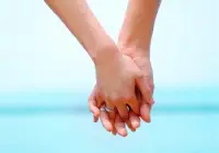 喜歡和愛是有區別的
1.程度不一樣
2.內涵不一樣
3.行為表現不一樣
4.持續時間不一樣
5.本質和發展不一樣
6.感受和需求不一樣配圖