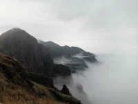 “凡我所失皆非我所有，凡我所求皆受其所困。萬物皆為我所用而非我所屬，君子使物不為物使?！?我失去的東西本來就不真正屬于我，我所求之物，也都是會給我帶來困擾之物。
所有事物都是為我所用，但并不屬于我。君子使用物品，而不會被物品所驅使。最偉大的道理是簡單的，無欲則剛強。無為而治，可以達到無所不為。
大道至簡，無欲則剛，無為則無所不為。