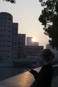 生命有限，請浪費在更美好的事物上。配圖