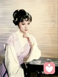 87《紅樓夢》終是絕了版，唯她回了天。好的演員是可以讓大眾拋開她的現實生活，沉浸在她的作品、角色里。

是把自己的靈魂注入自己的角色，為后世留下瑰麗的精神殿堂。

真正喜愛一個人物，是像了解朋友一樣，了解她的成長，她的經歷，明白她的心路歷程，體會她的快樂或是不易。一直把她放心里，或是會魂牽夢繞。總之，是照見自己的某一面，一直陪伴自己，直到自己成長為牢固的圓心。配圖