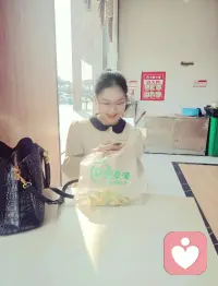 你應該把如水般清澈的愛與美好給同樣能承載的人，致良知，止于至善。這要求很高——心無雜念：克服好貨、好利、好色，由本心出發，以本體為根源。配圖