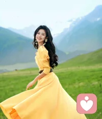 當你感到壓力和疲憊時，不妨在大自然中漫步，讓陽光和微風溫暖你的心。配圖