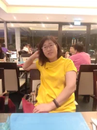 風累了，??云知道，鳥累了，??樹知道，魚累了，海知道，而我累了，誰知道呢？