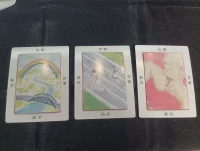 下午，帶了幾輪OH卡，抽卡。
基于不同的主題，每個人都用自己的語言，描述，自己的故事。然后，找到那個內心深處的答案。

人生，亦有一個神奇的編碼系統。
你建構了怎樣的生命故事，便，活出了，怎樣的人生。配圖