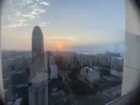 有的時間其實就是用來浪費的，比如找一個喜歡的地方，靜靜地發呆。  只要你覺得舒服，開心，自在，就不是在浪費時間。配圖