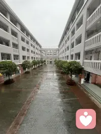 上一次来遵义是2016年，十年弹指一挥间。愿勇气一直在，探索世界🌍～