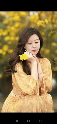 6月再見了，那些煩惱，那些悲傷都會(huì)隨風(fēng)散去。7月你好，希望我們一切都好。人與人之間，總會(huì)遇見，心與心之間，總會(huì)生情！配圖