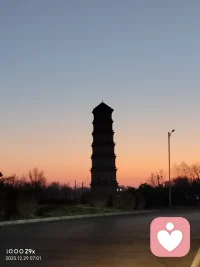 愛别人不会，痛苦，在于追求错误的东西，就是善待自己
愛自己才会难受╯﹏╰配图