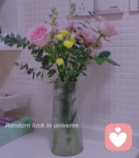 無需太在意別人看法。因為當一旦別人對自己某個方面提出質疑，你就會陷入自證陷阱，急切向別人證明自己不是他們看到的樣子。  別人的看法如何，只能說明別人是用怎樣的眼光看世界，不能說明你是一個怎樣的人。  人是活給自己看的，不是活給別人看的。 ?早安?配圖