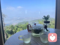 大環境不好，一定要降低預期和目標。
這不是給自己找借口，而是要‘順勢’。
只要始終保持對自己的信心就好。配圖