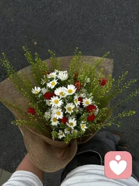 所谓的匹配，就是合适，刚好。你不是世界上最好的人，她/他也不是，但你们对双方来说是世界上最适合的人。任何关系都是如此。配图