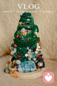 相遇就是上上签，能够遇见彼此，就是最大运气。保护自己的最佳方式，就是不要高估自己在他人心里的位置，其实你什么也不是。没有实力，对别人好，很容易被定义为讨好。能伤害你的从来不是别人的无情，而是你心存幻想的坚持，及时止损，别希望，别盼望，别指望，就不会失望。配图