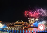 今日“宜”高“兴”。累了就要放松，出来走走看看，吃吃逛逛，给自己充电哦。❤️配图