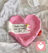 ❤️你在变强的路上会逐渐爱上自己的。那种爱，不是自恋，而是经历了无数次独自穿过暴风雨后的确认感。希望大家都能慢慢爱上自己，变强变好。加油呀。❤️