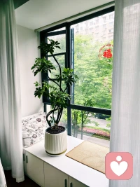 ♥️这世界上有那么多人，有人喜欢你，就有人讨厌你。真心要留给懂得珍惜你的人。下午好。♥️欢迎来聊哦♥️